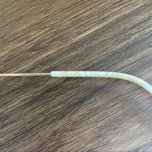 Le Specs Ufology Alt Fit in Gold Quartz - Picture 6 of 11